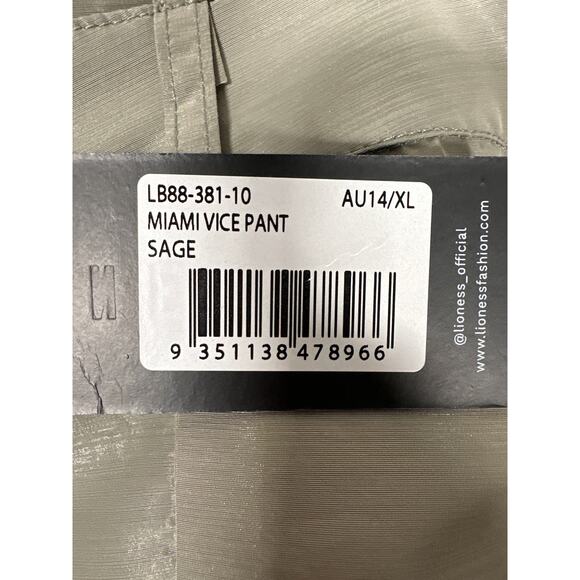Lioness NEW Miami Vice Pants Size XL (US 10) Sage Green Cargo - Picture 9 of 11